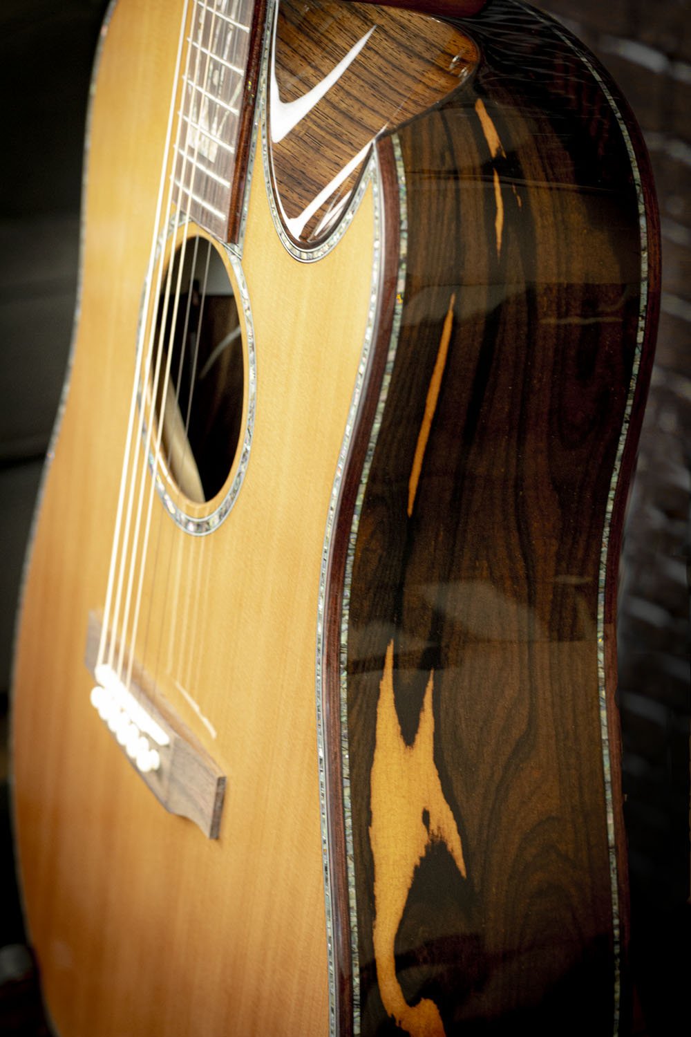 Z840 - Ziricote Acoustic - Elite Series - Open Box / Demo / Blem - Zaar Guitars